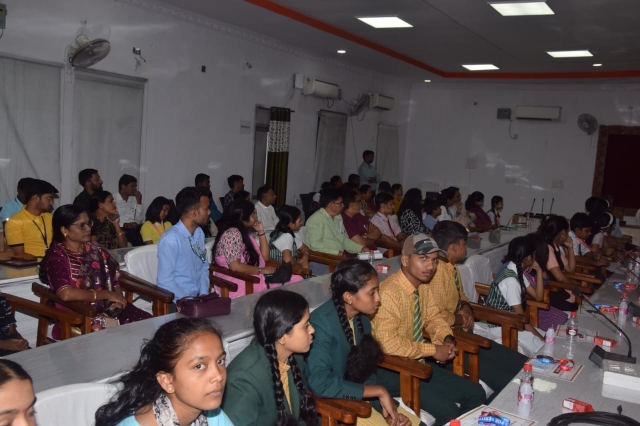 PSY Meritorious honor Sarguja Collectorate